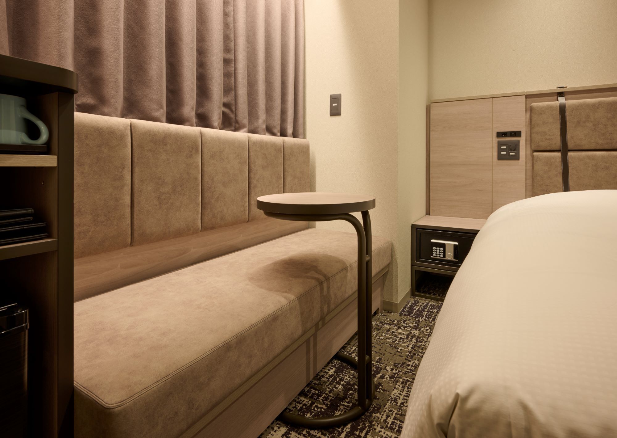 economy twin room, non smoking | desk, laptop workspace, blackout curtains, iron/ironing board