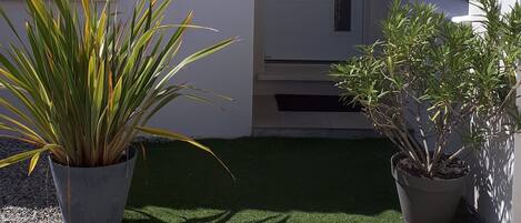 تفاصيل الفندق من الخارج