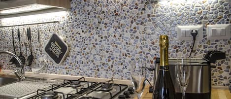 Apartment, 2 Schlafzimmer | Eigene Küche | Kühlschrank, Ofen, Herdplatte, Espressomaschine