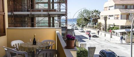 Apartment, 3 Schlafzimmer | Balkon