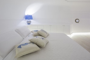 2 chambres, coffres-forts dans les chambres, Wi-Fi, draps fournis