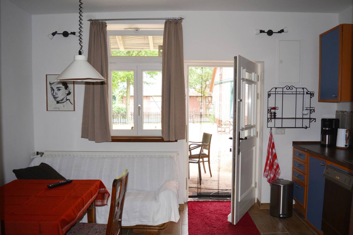 Apartment | Desk, free cots/infant beds, free WiFi, bed sheets