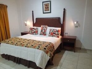 Comfort Studio Suite, Resort View | Premium bedding, desk, laptop workspace, iron/ironing board - Hotel Club Quinta Pat Resort & Restaurant (San Antonio de Oriente)