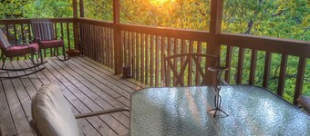 UP TO 50% OFF, Peaceful Ozark Mtn Home, 1 Mi to Silver Dollar City 