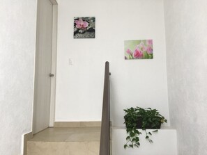 하우스, 침실 3개, 금연 | 거실 공간 | 평면 TV