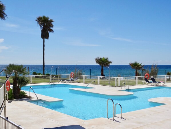 Udendørs pool