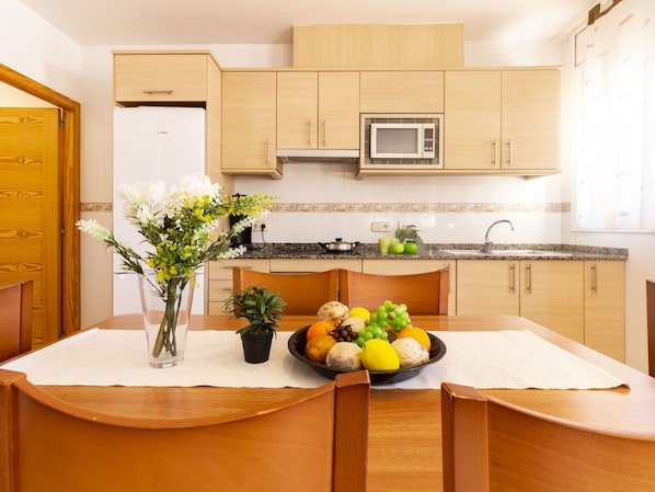 Fridge, microwave, oven, toaster