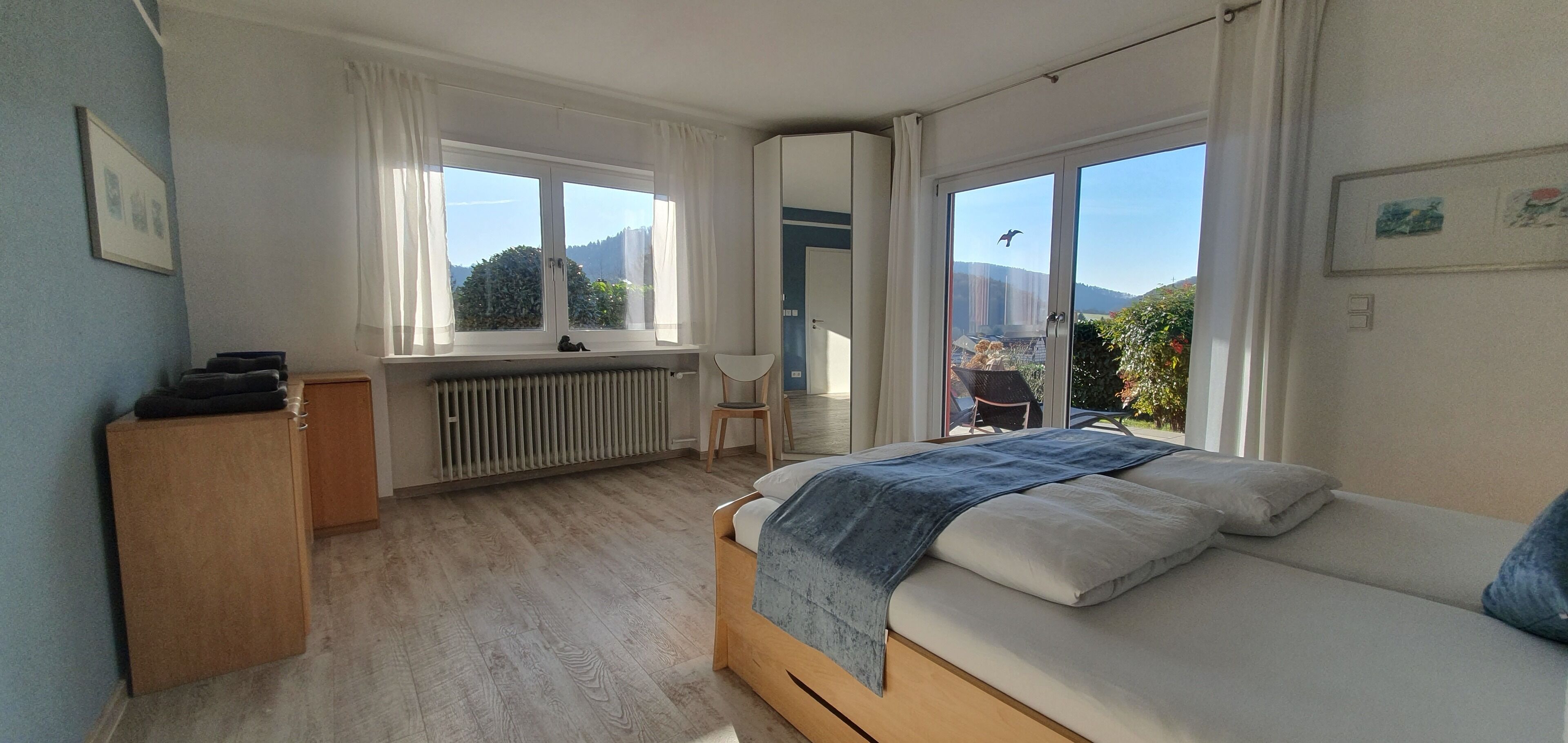 3 bedrooms, travel cot, free WiFi, bed sheets