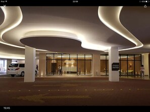 المنطقة المحيطة بالمنشأة