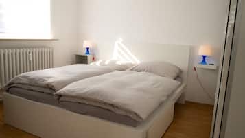 2 bedrooms, iron/ironing board, free WiFi, bed sheets