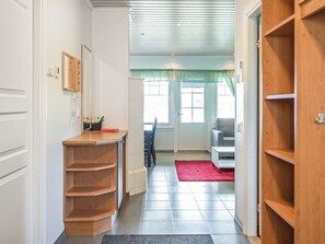 Inside other - Hintrekki by Interhome (Kaustinen)