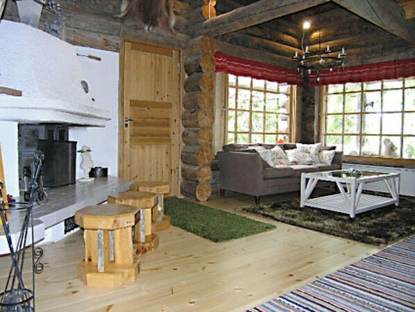 المنشأة من الداخل