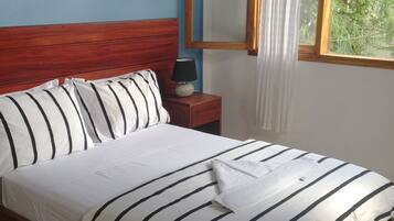 2 bedrooms, desk, travel crib, free WiFi