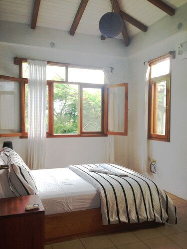 GALAPAGOS CASA MARINA