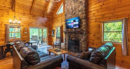 Bobcat Bluff-Hocking Hills State Park-Covered Hot Tub-Firepit-Pool Table-WiFi