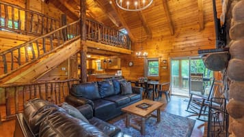 Smart TV, fireplace, DVD player, table football