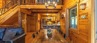 Bobcat Bluff-Hocking Hills State Park-Covered Hot Tub-Firepit-Pool Table-WiFi 