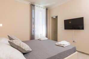 5 Schlafzimmer, Bügeleisen/Bügelbrett, WLAN, Bettwäsche