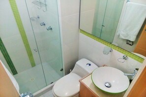 Shower, towels