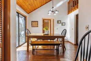 تناول الطعام