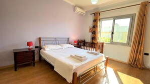3 habitaciones, tabla de planchar con plancha y wifi gratis 