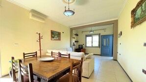 Refrigerador, horno, placa de cocina