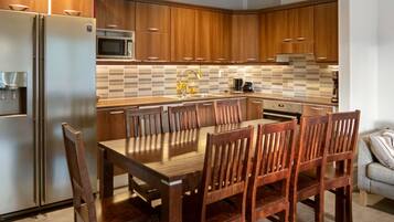 Fridge, microwave, dishwasher, highchair