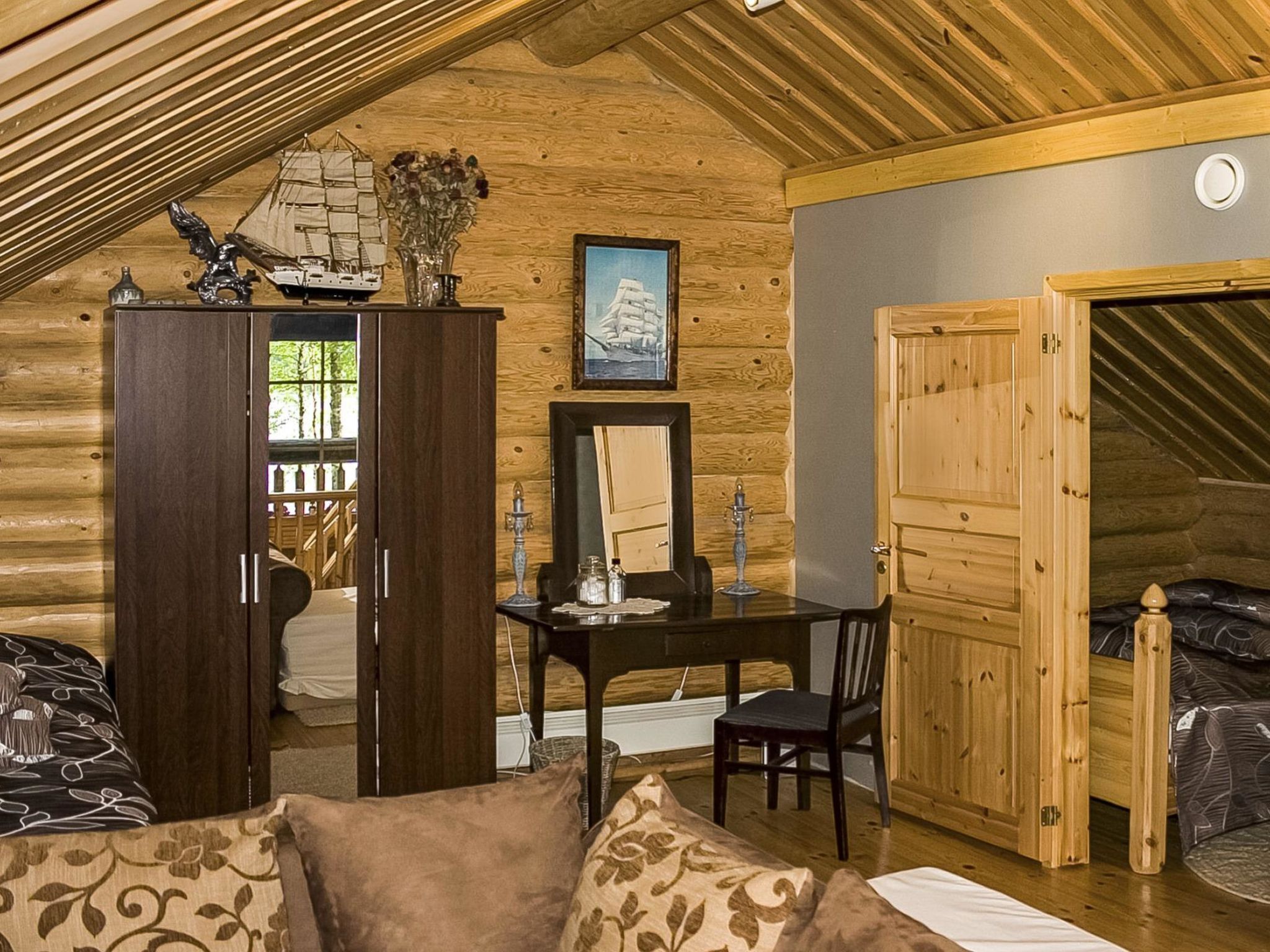 1 chambre, fer et planche à repasser, lit de bébé portatif, Wi-Fi