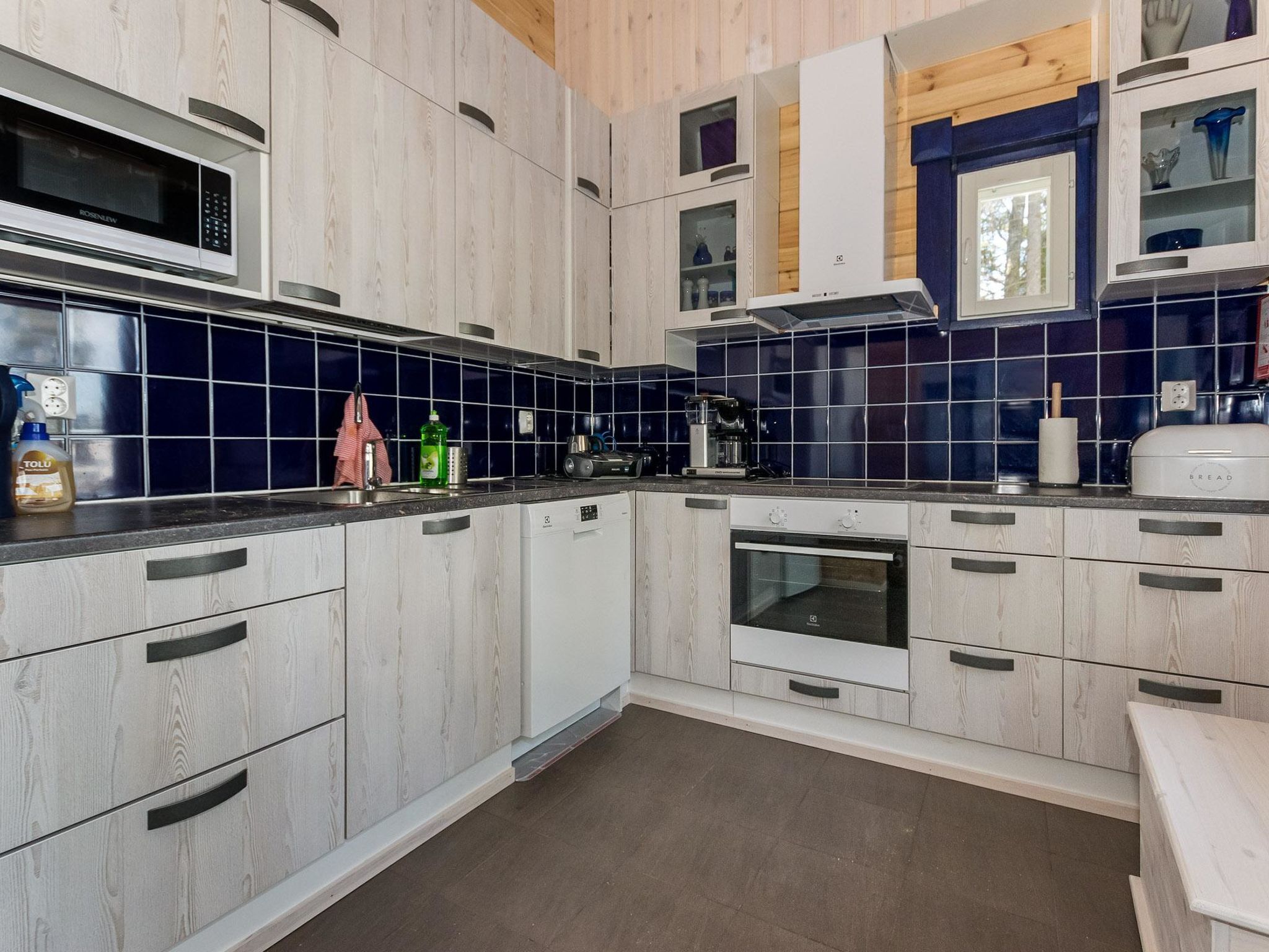 雪櫃、微波爐、洗碗機、廚房用具/餐具/器皿