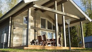 Uklassifisert bilde, 2 av 16, knapp