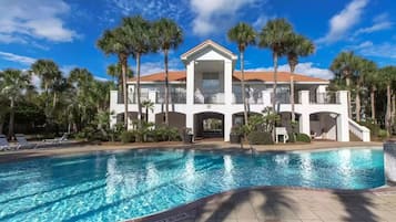 Ulkouima-allas, lämmitetty uima-allas