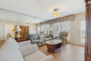 TV - Spacious, waterfront condo with on-site pool, hot tub, & tennis (South Padre Island)