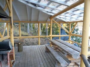 屋外ダイニングエリア