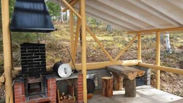 Enceinte de lâhĂ©bergement