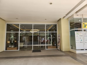 Front of property - Manhattan Plaza Tower 1 by JS (Quezon City)