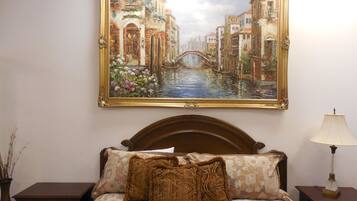 1 bedroom, free WiFi, bed sheets