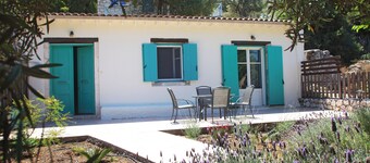 An old completely renovated indepedent house