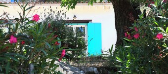 An old completely renovated indepedent house