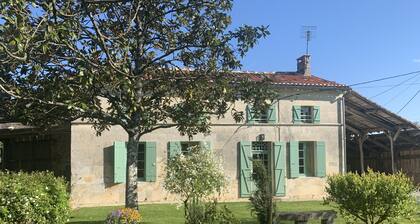 Gite 8 people *** near Jonzac real haven more parking