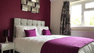 Nhà, phòng tắm riêng (4 Bedroom) | 4 phòng ngủ