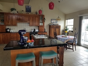 Fridge, microwave, oven, stovetop - Home at the Beach and Near Train Station (Grover Beach)