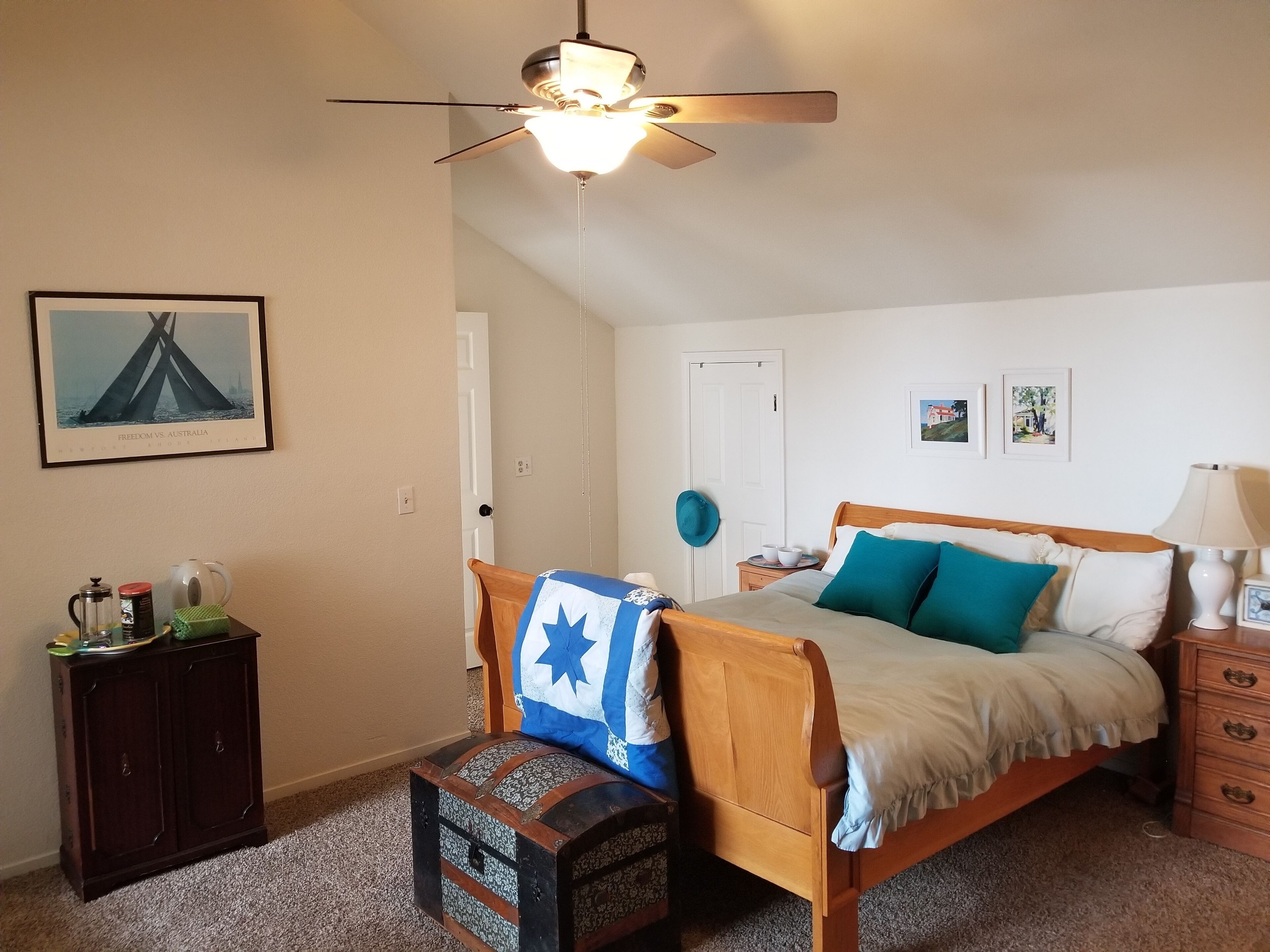 3 chambres, fer et planche à repasser, Wi-Fi gratuit, draps fournis