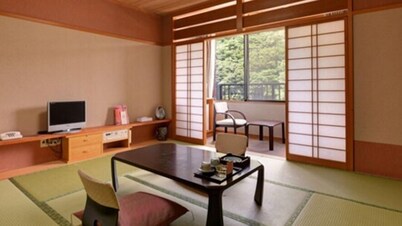Hotel De Marronnier Yunoyama Onsen