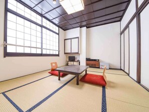 Dining - Nakamuraya Ryokan (Kusatsu)