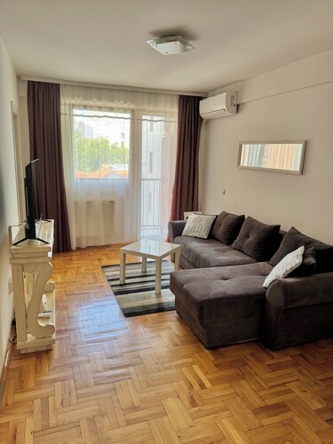 Trident Apartment - city center