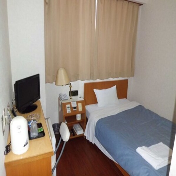 Desk, iron/ironing board, free WiFi, bed sheets - Hotel Sincerity Kani (Kani)