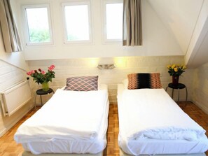 12 quartos, acesso de cortesia à internet