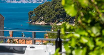 Apartments Rilovic, City and Sea view apartments