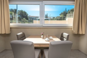 Restauration dans la chambre