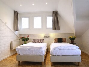 7 Schlafzimmer, WLAN